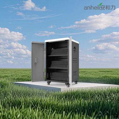 خزانة شحن iPad بـ 42 منفذًا مع مراوح تبريد وفتحات تهوية وأقفال ومفاتيح آمنة